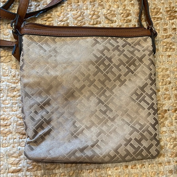 Tommy Hilfiger Geometric Patterned Crossbody Bag - Picture 7 of 7